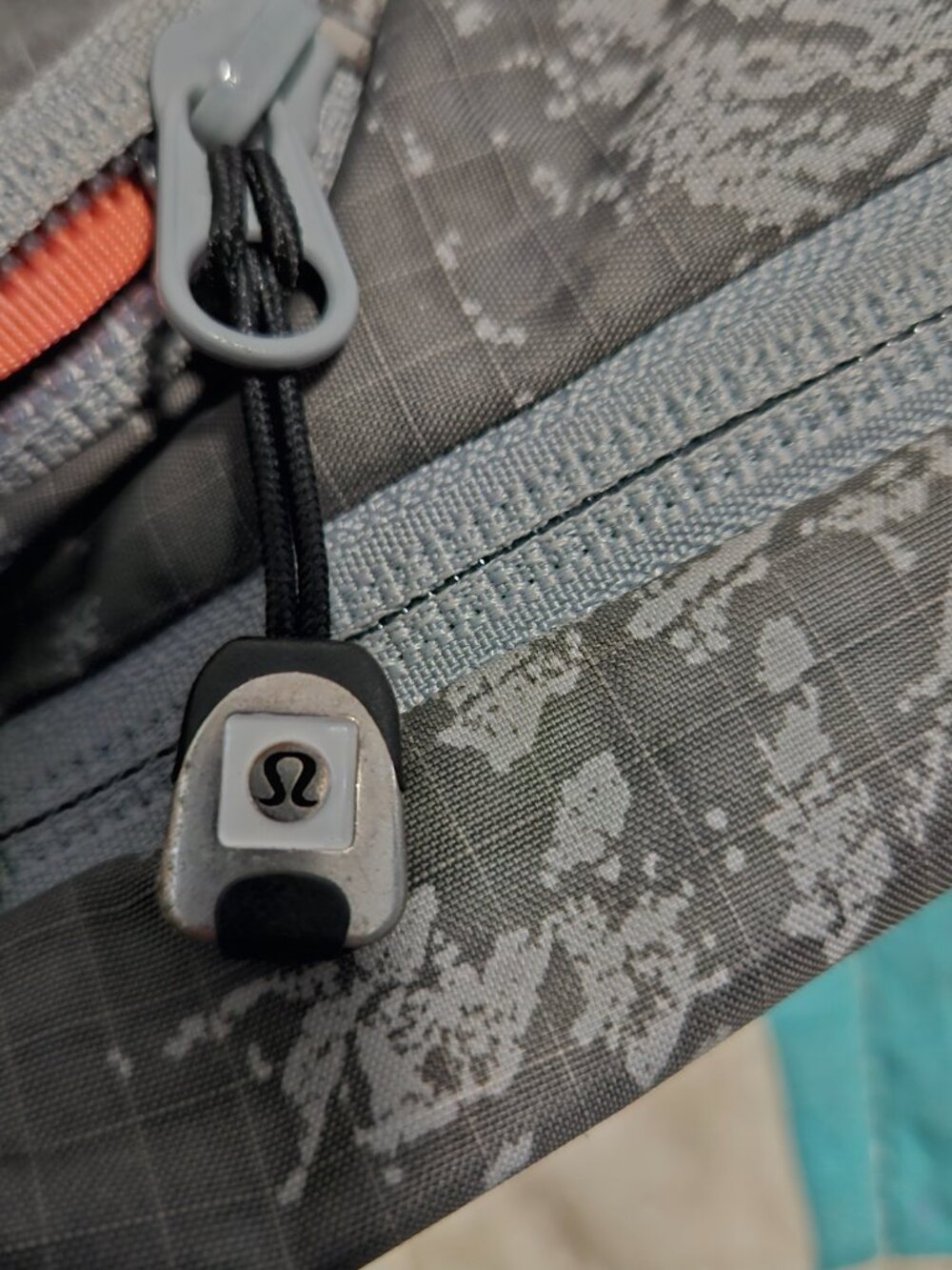 Lululemon backpack - Picture 7 of 9